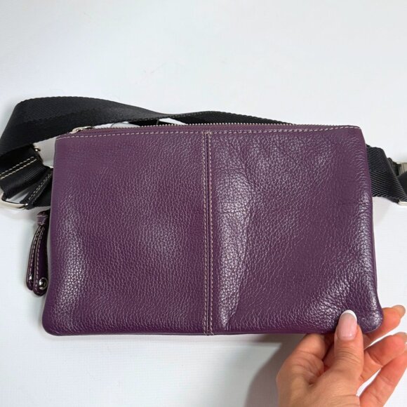 Danier Leather Adjustable Crossbody / Waistband Bag – Purple – New - Picture 5 of 12